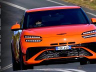 捷尼赛思推出全新GV60 Magma高性能纯电SUV