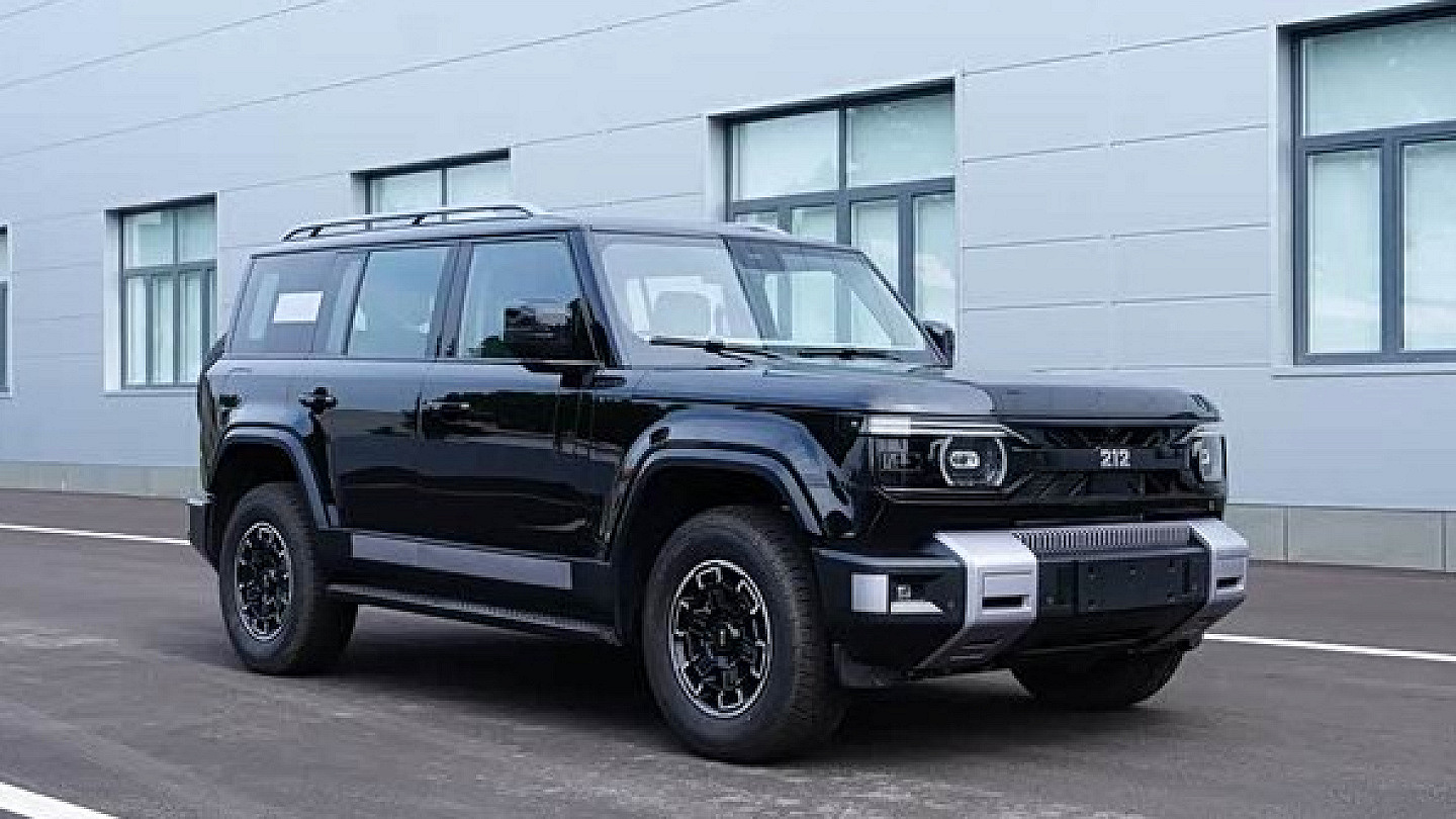 二一二全新硬派越野车X03申报图曝光，定位中大型SUV